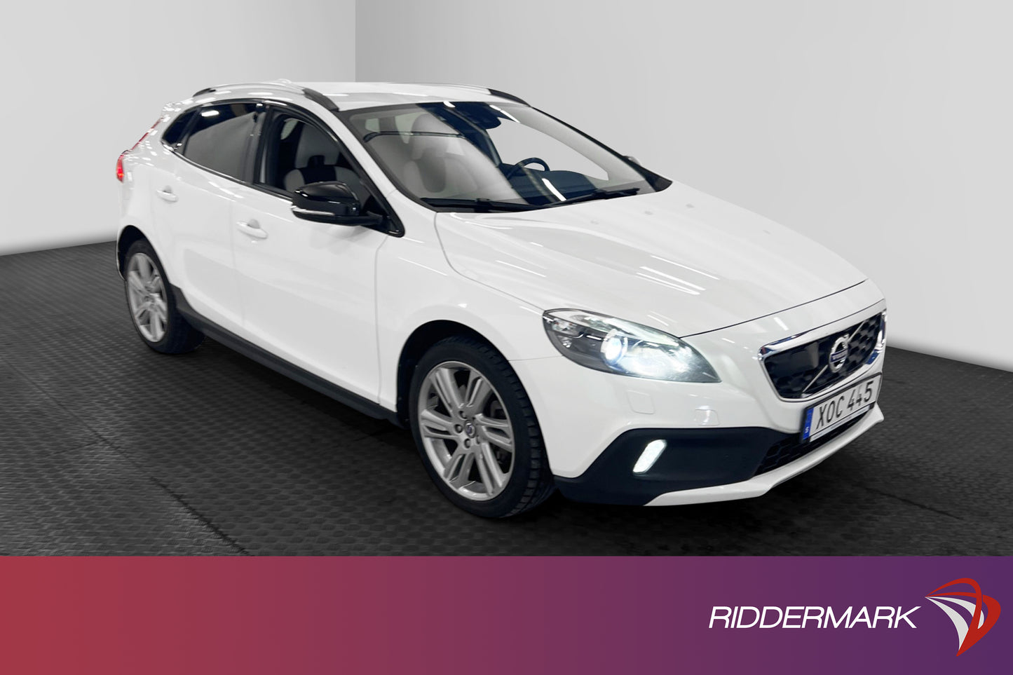 Volvo V40 Cross Country D3 150hk Momentum VOC Värmare Drag