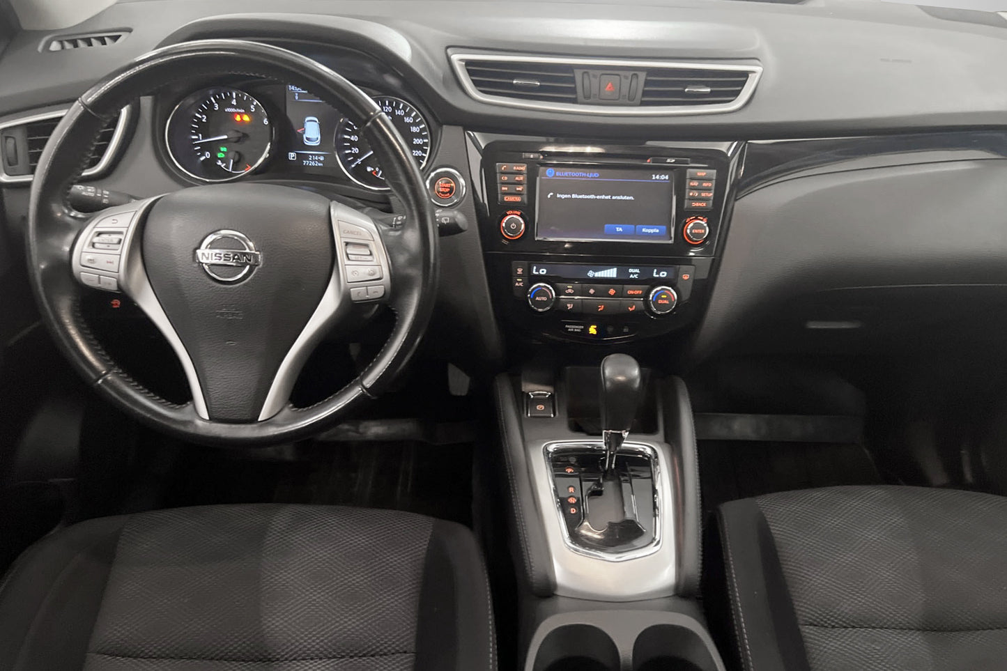 Nissan Qashqai 1.2 115hk Keyless 360° P-sensorer Navi 2 Bruk