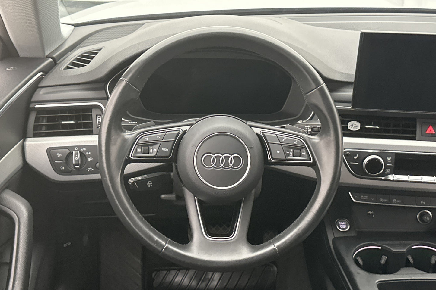 Audi A5 Sportback 45 TFSI Q Proline Cockpit Värm Kamera Drag