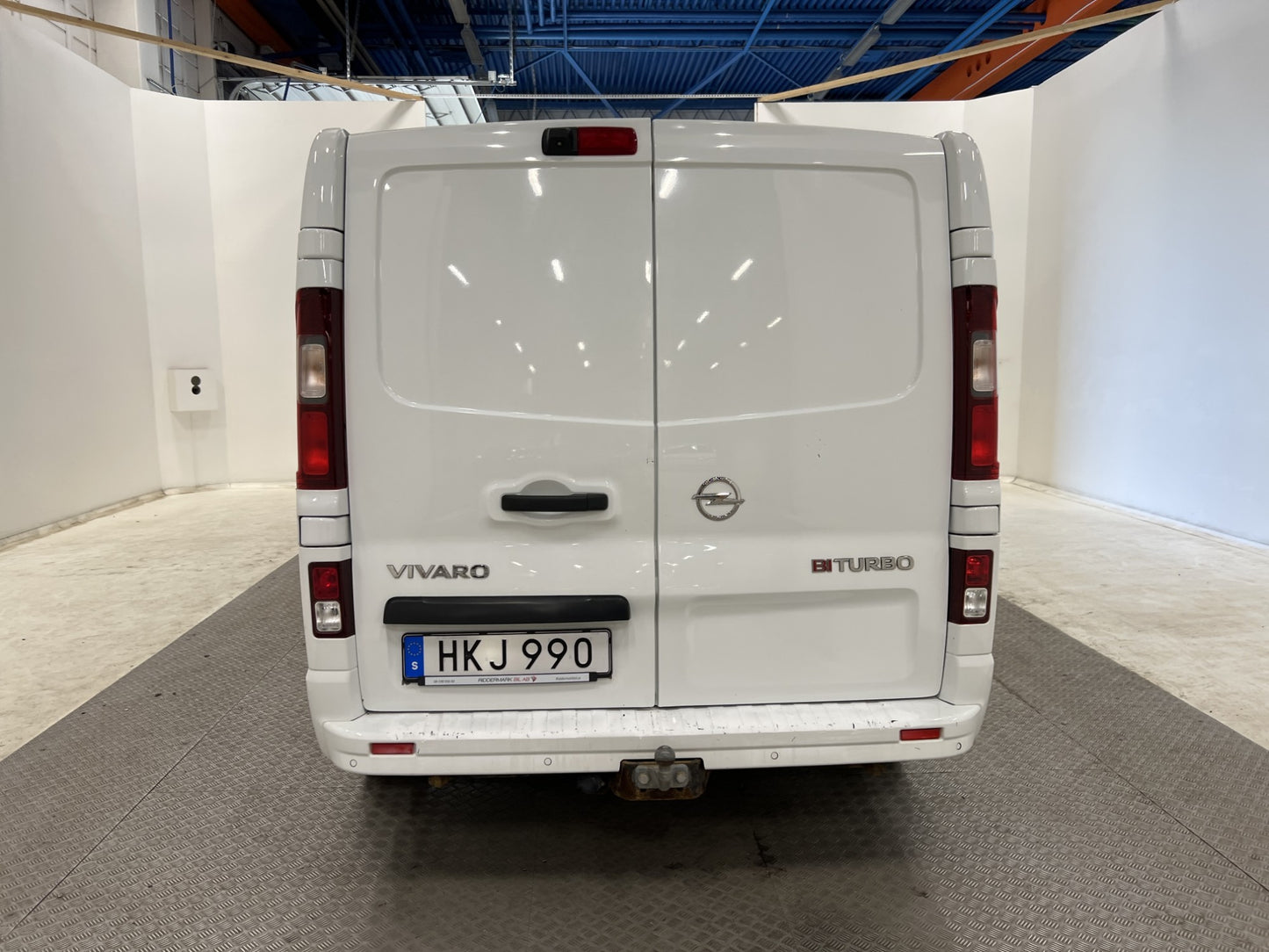 Opel Vivaro L2 1.6 145hk Värmare Dragkrok B-Kamera Moms