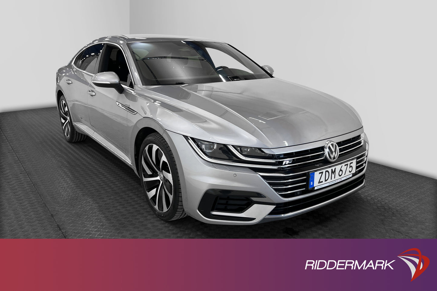 Volkswagen Arteon 190hk 4M GT FULL R-line Bkamera Dragkrok