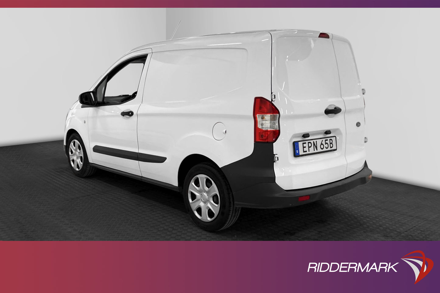 Ford Transit Courier 1.0 EcoBoost 100hk Nyservad 1-Brukare