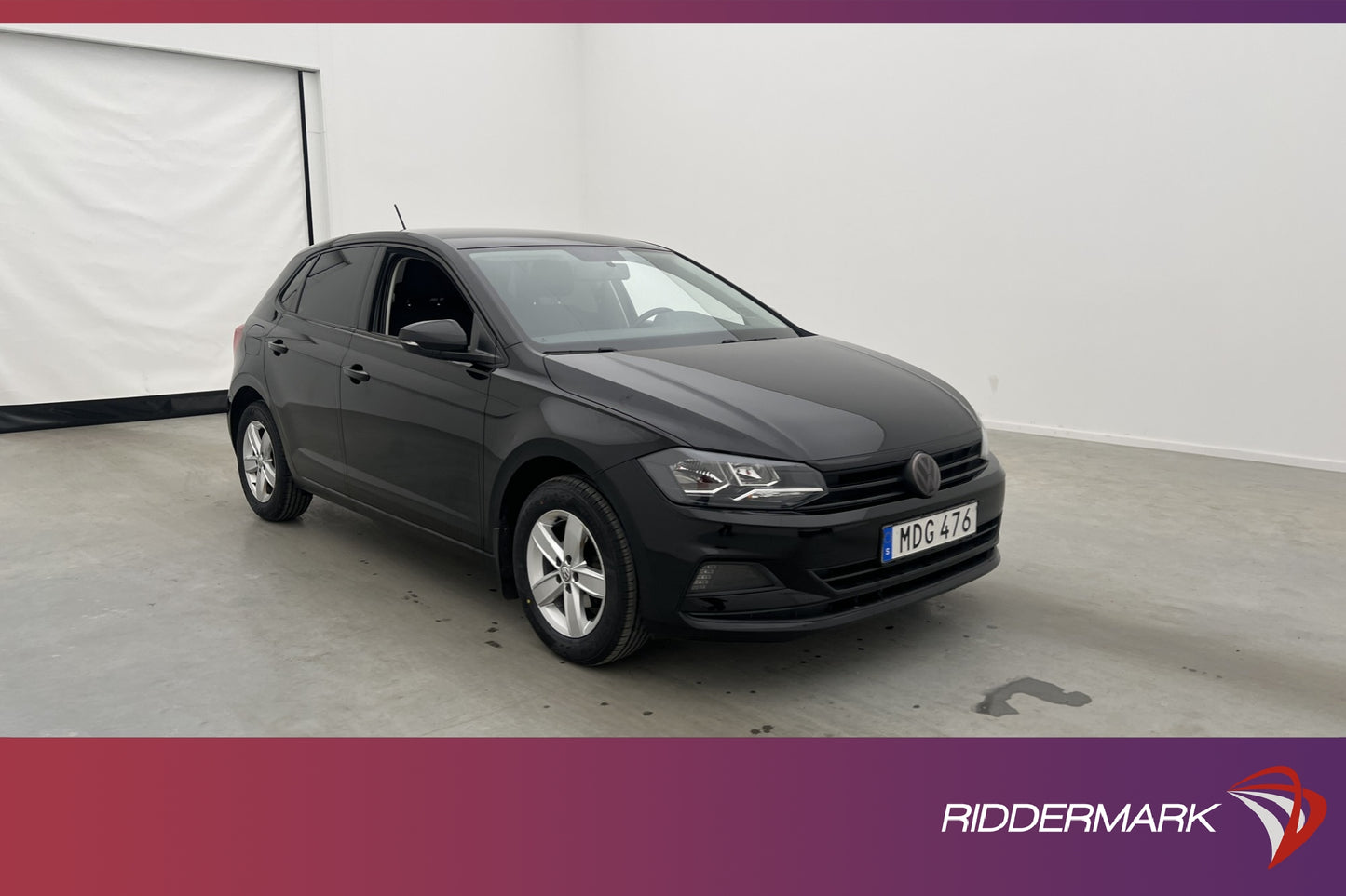 Volkswagen Polo 1.0 TSI 95hk Svart-optik Bluetooth Välservad