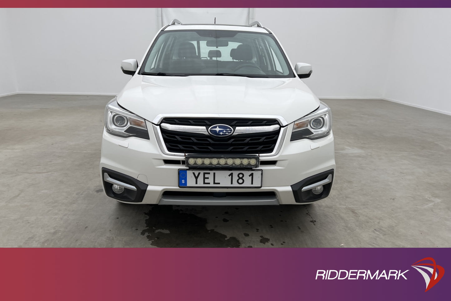 Subaru Forester 2.0 4WD Pano B-Kamera Navi Drag 1 brukare