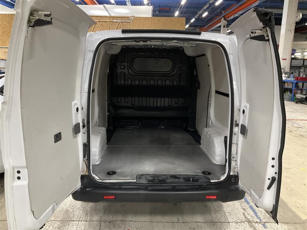 Nissan e-NV200 40,0 kWh Automat 109hk Backkamera Moms