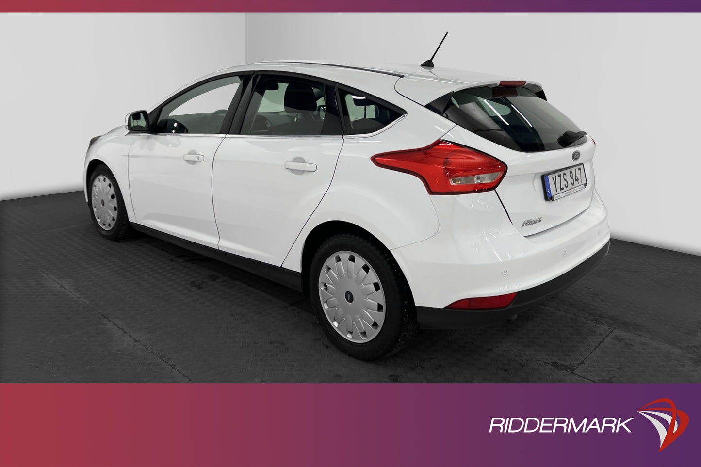 Ford Focus TDCi 105hk Titanium Värmare Navi Sensorer Välserv