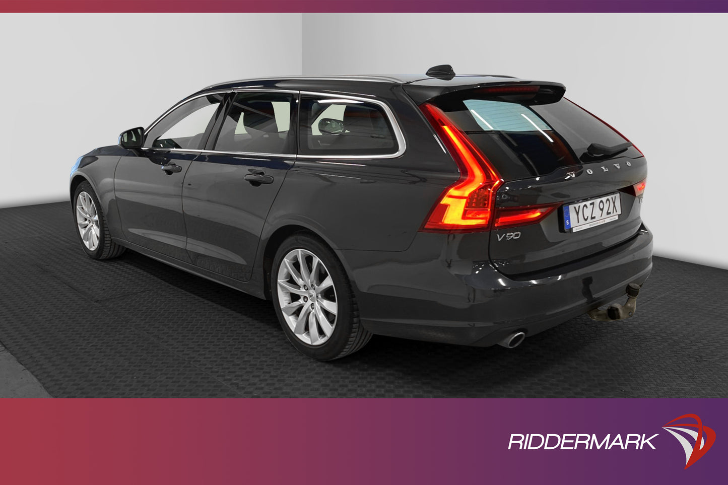 Volvo V90 D4 AWD 190hk Advanced VOC Värmare Kamera Navi Drag