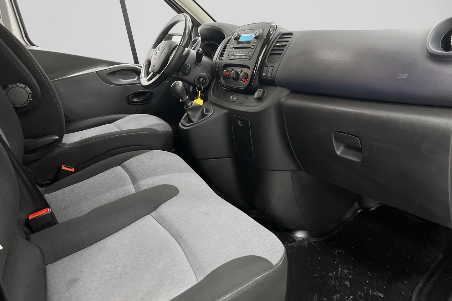 Opel Vivaro Kombi Lång 1.6CDTI Drag Nyservad B-Kamera 9-Sits