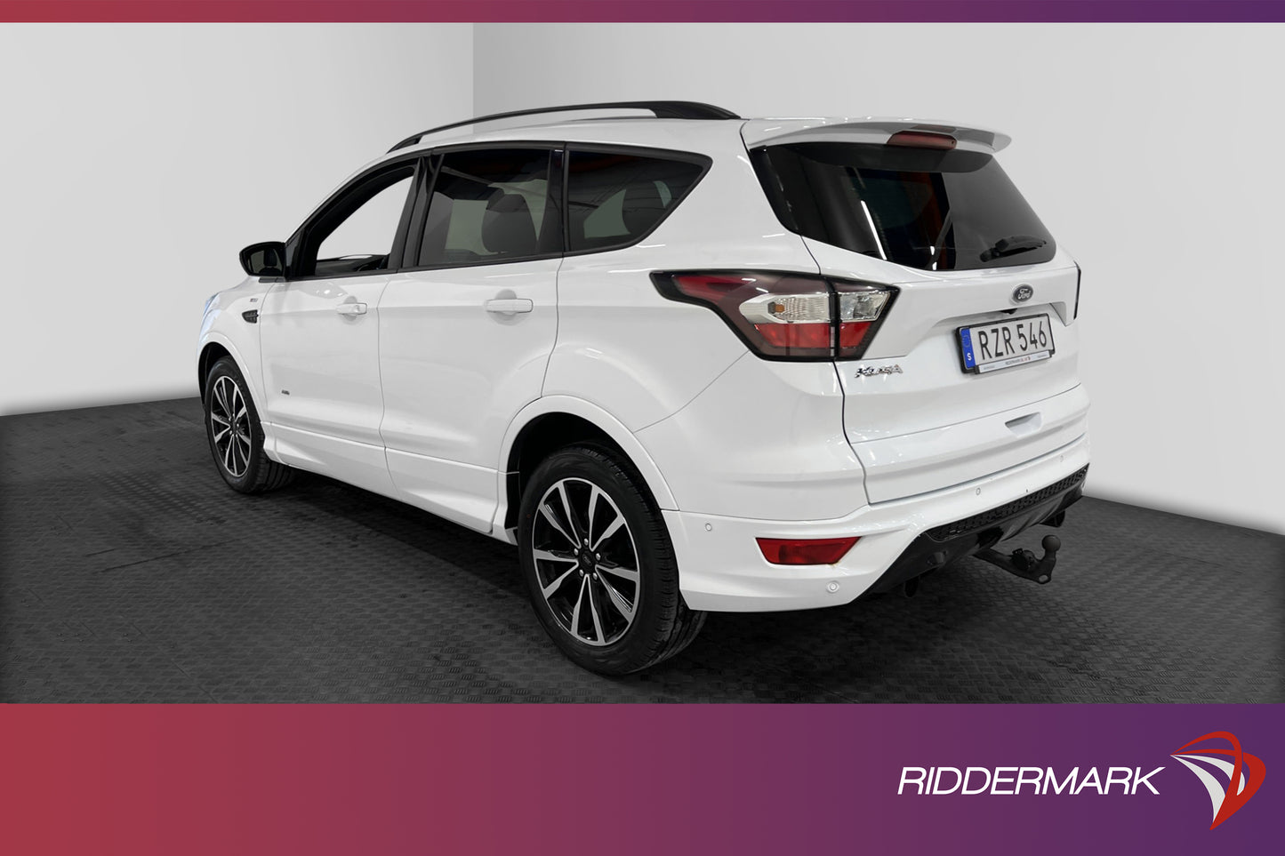 Ford Kuga TDCi AWD ST-Line Värm Skinn Carplay Keyless Drag