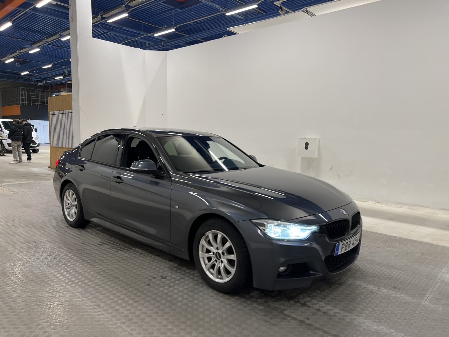 BMW 320d Sedan M Sport Shadow Line HiFi PDC Rattvärme 190hk