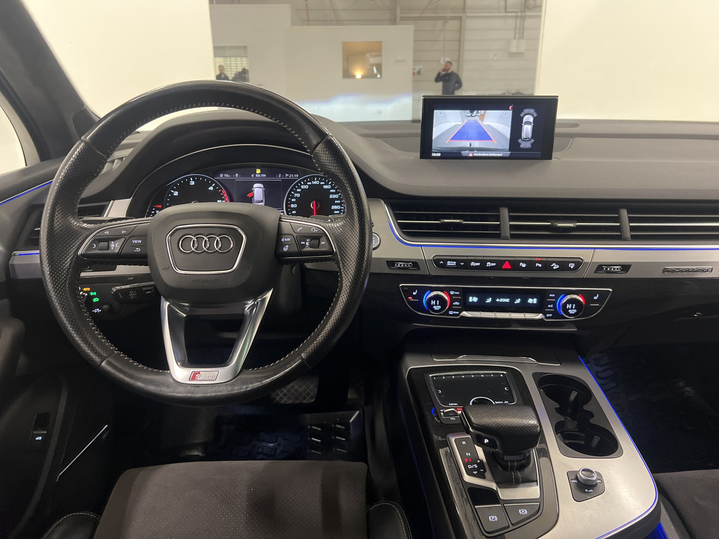 Audi Q7 3.0 TDI Q S-Line 7-Sits Pano BOSE Luftfj Mocka Drag