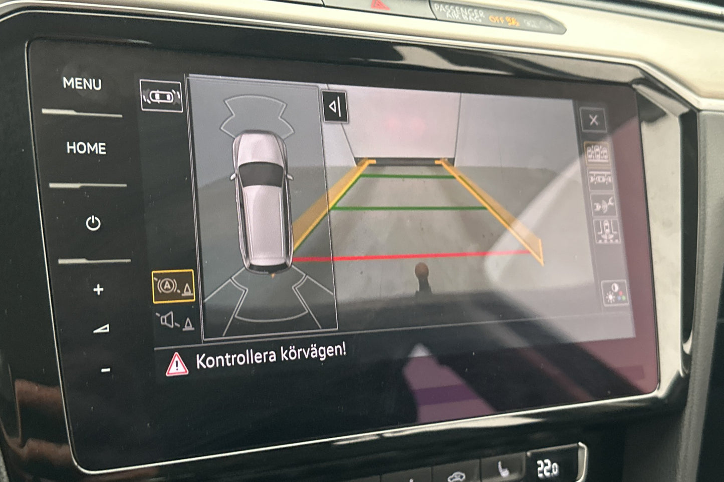 Volkswagen Passat TDI 190hk R-Line Cockpit Värm Kamera Drag