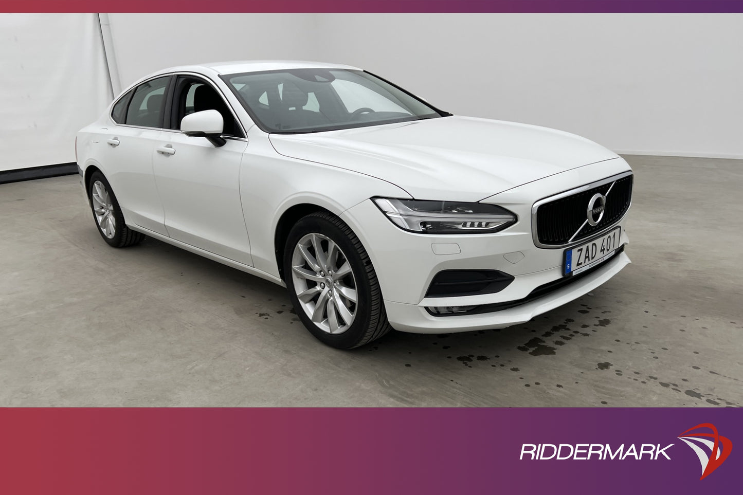 Volvo S90 D4 AWD Advanced Edt VOC Värmare Navi Keyless Drag