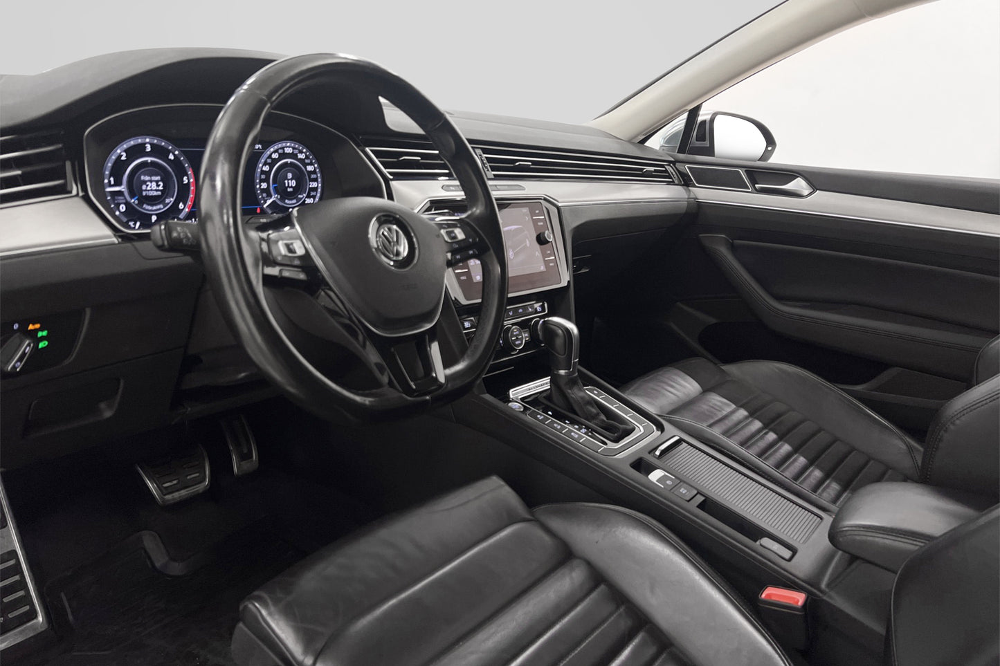 Volkswagen Passat Alltrack 4M 190hk Executive Cockpit D-värm