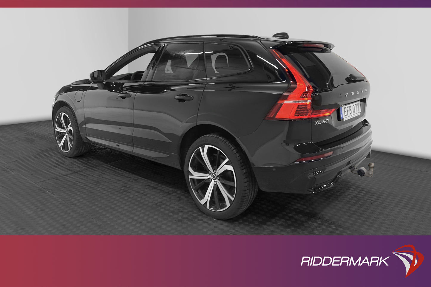 Volvo XC60 T6 Recharge AWD 397hk Pano VOC 360 B&W Drag MOMS