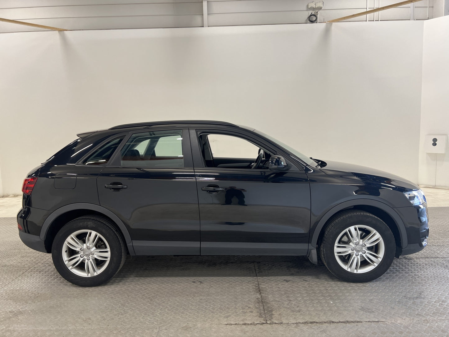 Audi Q3 2.0 TDI Quattro 177hk  M-Värm Drag 5,3L/100km