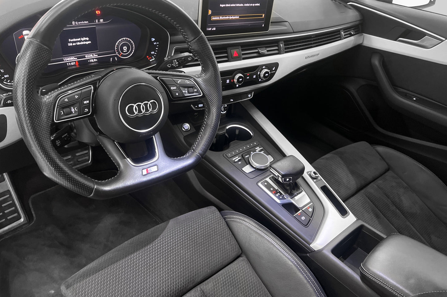 Audi A4 2.0 TDI 190hk Quattro S-Line Cockpit D-Värmare Navi