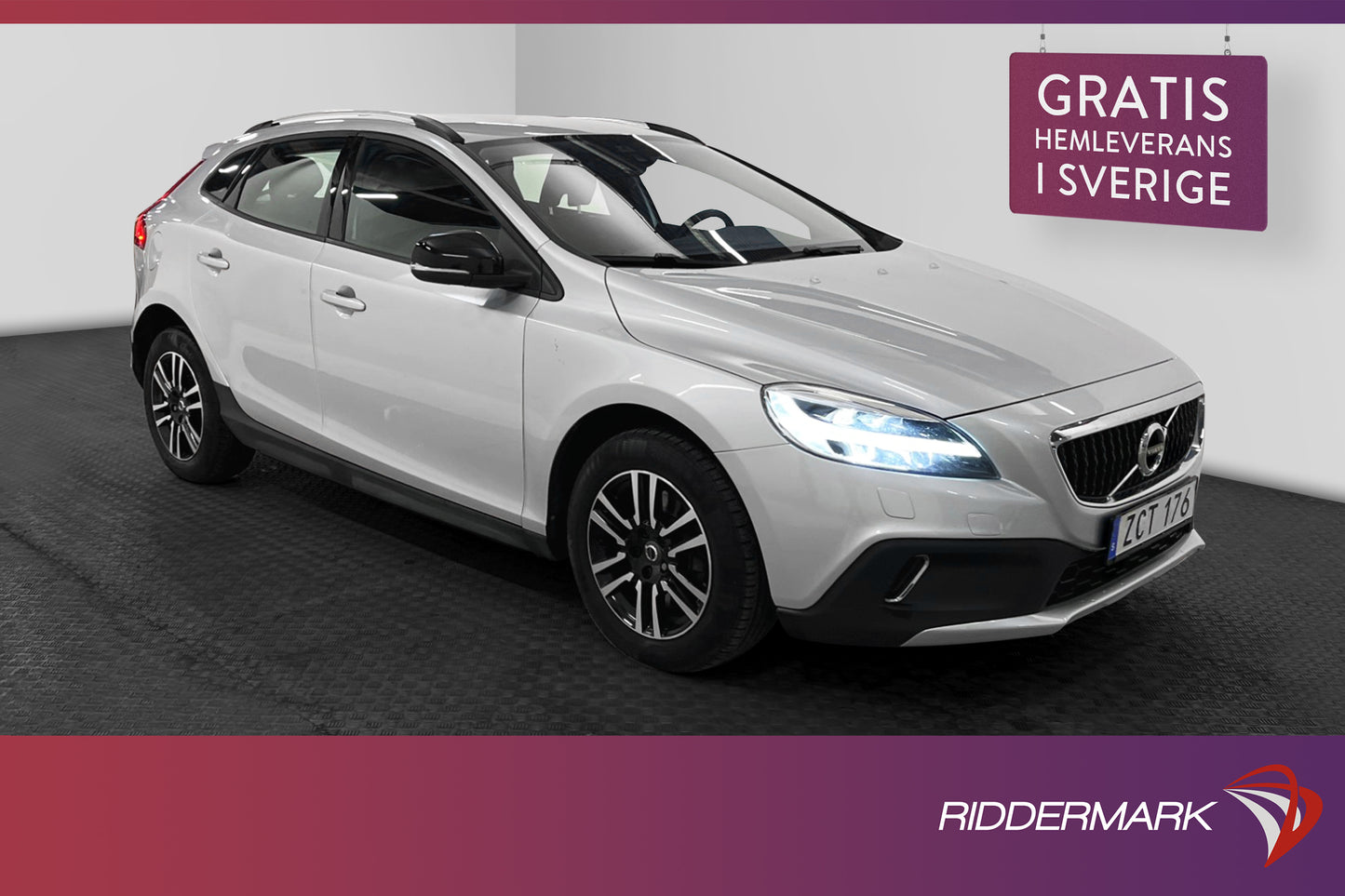 Volvo V40 Cross Country D2 120hk Momentum H-Skinn P-Värm VOC