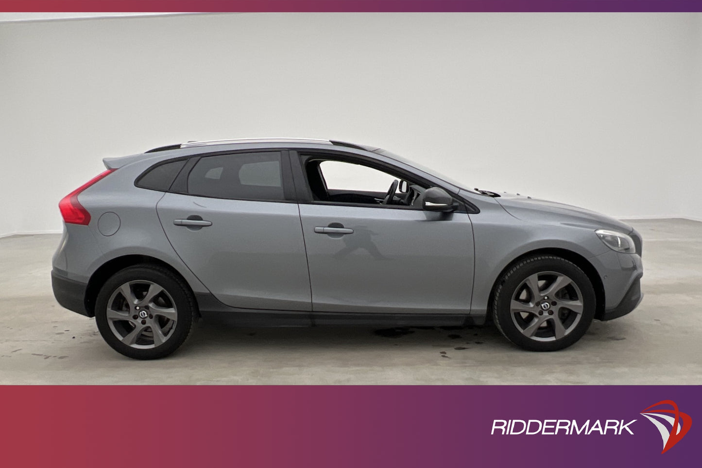 Volvo V40 Cross Country D4 Momentum VOC D-Värmare Pano Navi