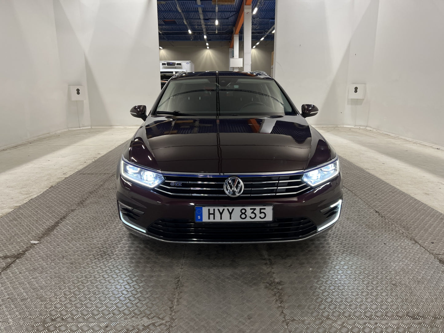 Volkswagen Passat GTE 218hk Active info Drag PVärm BKamera