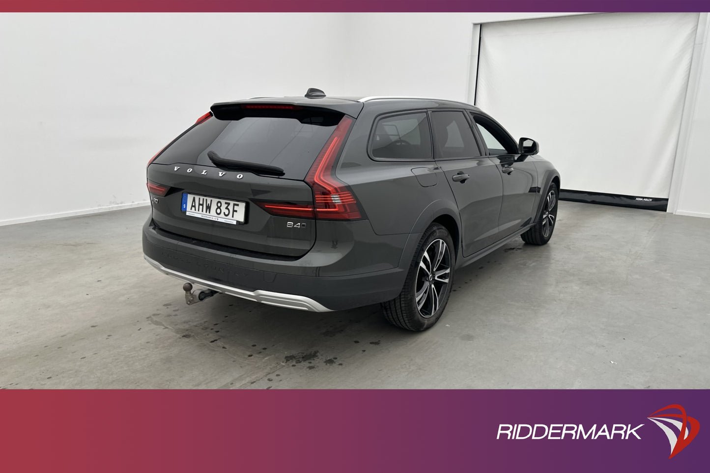 Volvo V90 Cross Country B4 AWD Advanced VOC H/K Drag MOMS