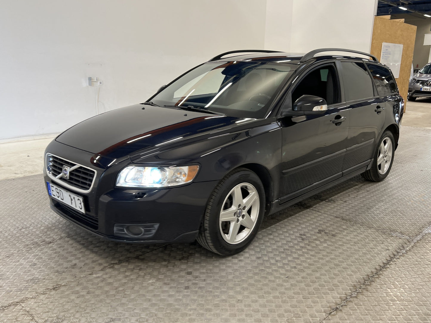 Volvo V50 2.0 D 136hk Momentum Sensorer 2-Brukare Välservad