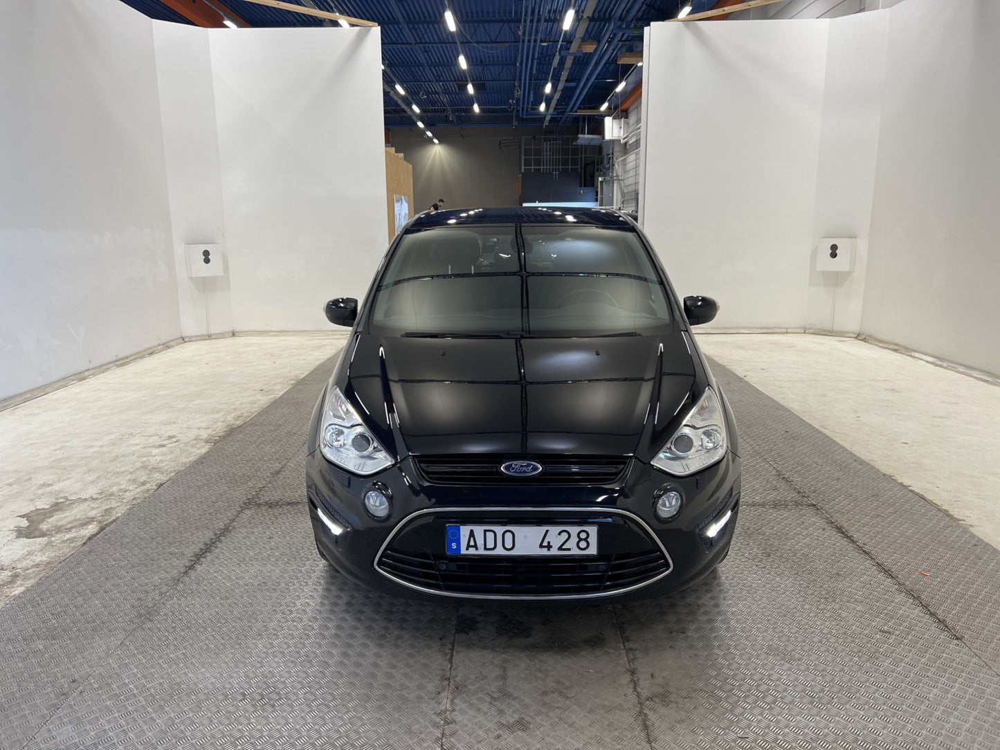 Ford S-Max 2.0 TDCi 140hk Titanium 7-sits Pano Värmare Drag