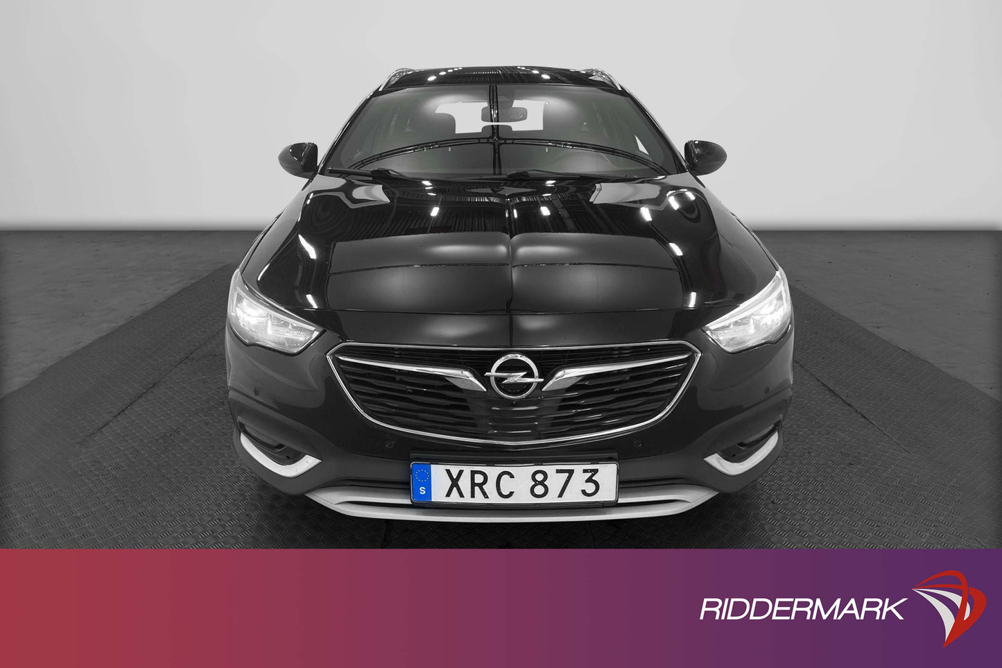 Opel Insignia Country Tourer 2.0 TDI 210hk 4x4 D-Värm 360º