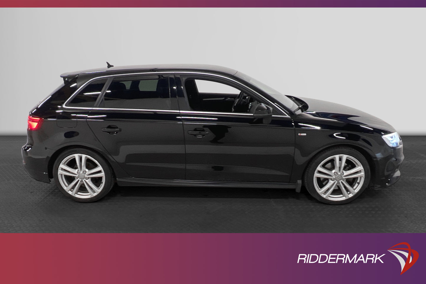 Audi A3 TFSI Quattro 190hk S-Line Sensorer Adaptiv 1-Bruk