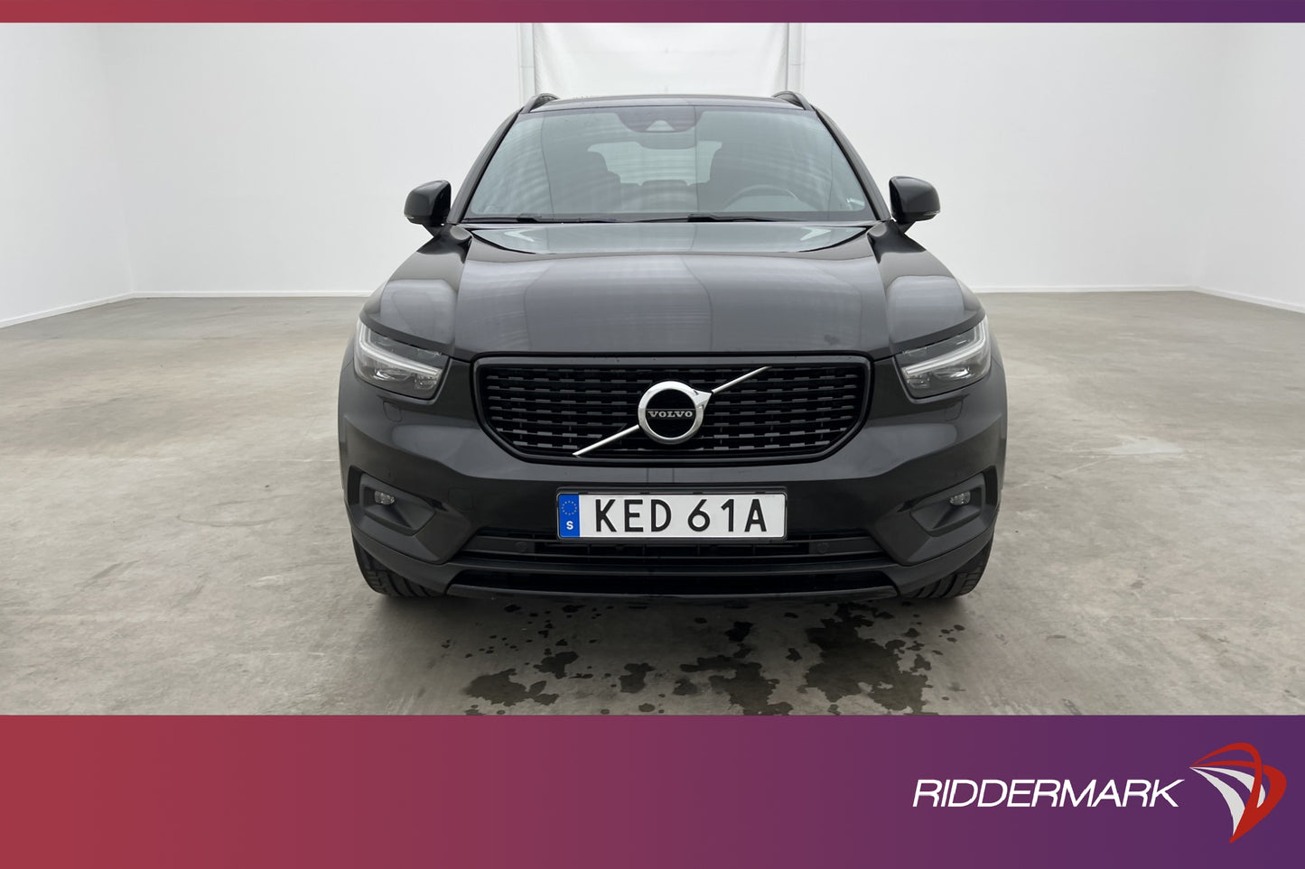 Volvo XC40 D4 AWD R-Design VOC Värmare Kamera Navi 20" Drag