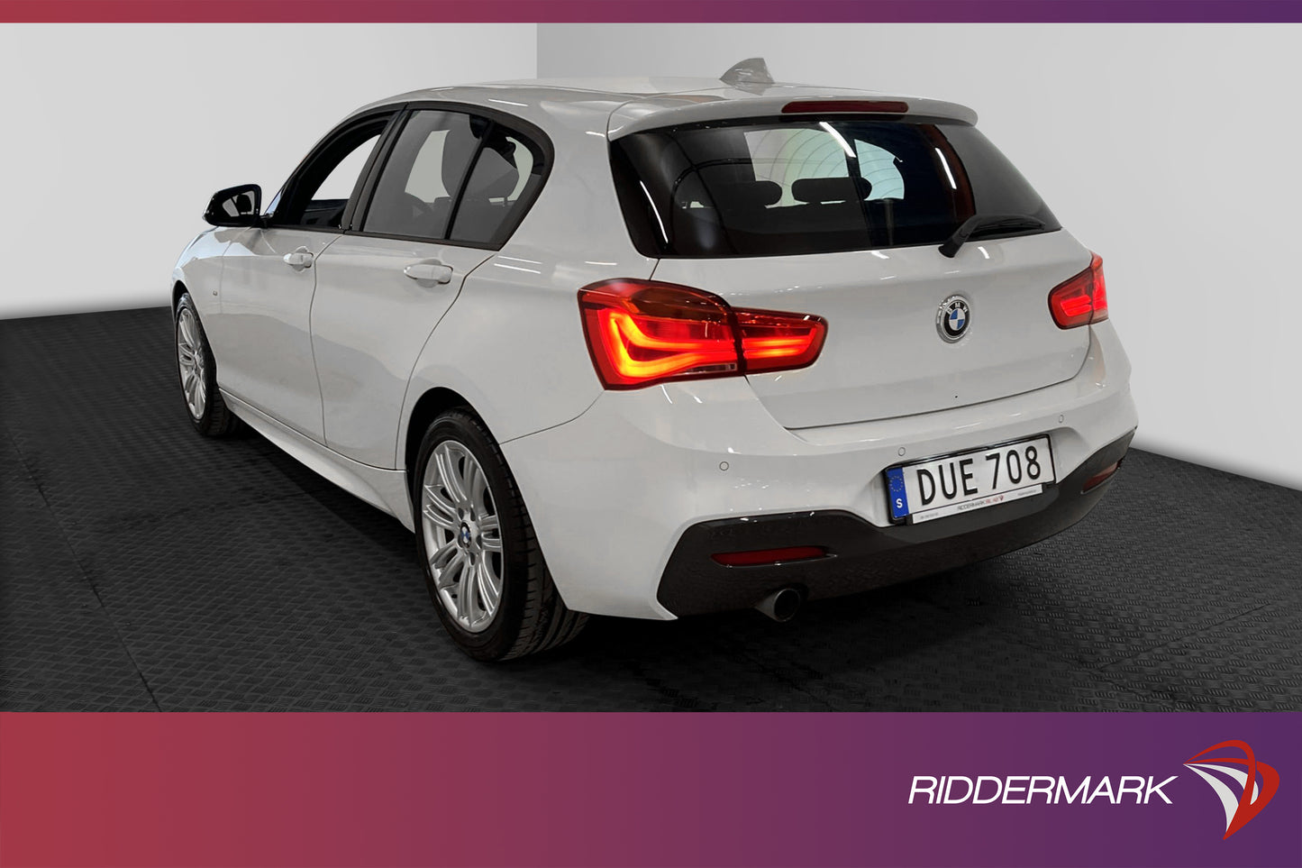 BMW 118 i 136hk M-Sport Navigation Shadowline PDC Nyservad