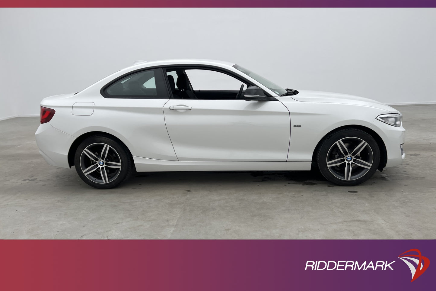 BMW 218 d Coupé Sport line Sensorer Sportstolar Välservad