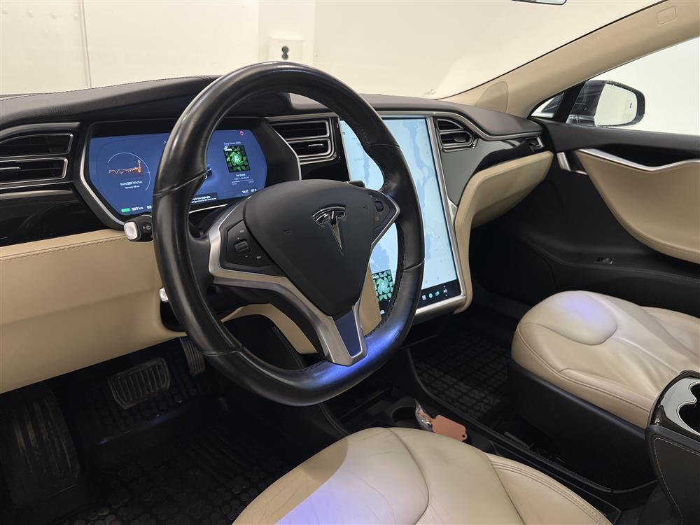 Tesla Model S 85 378hk Svensksåld Panorama Backkamera