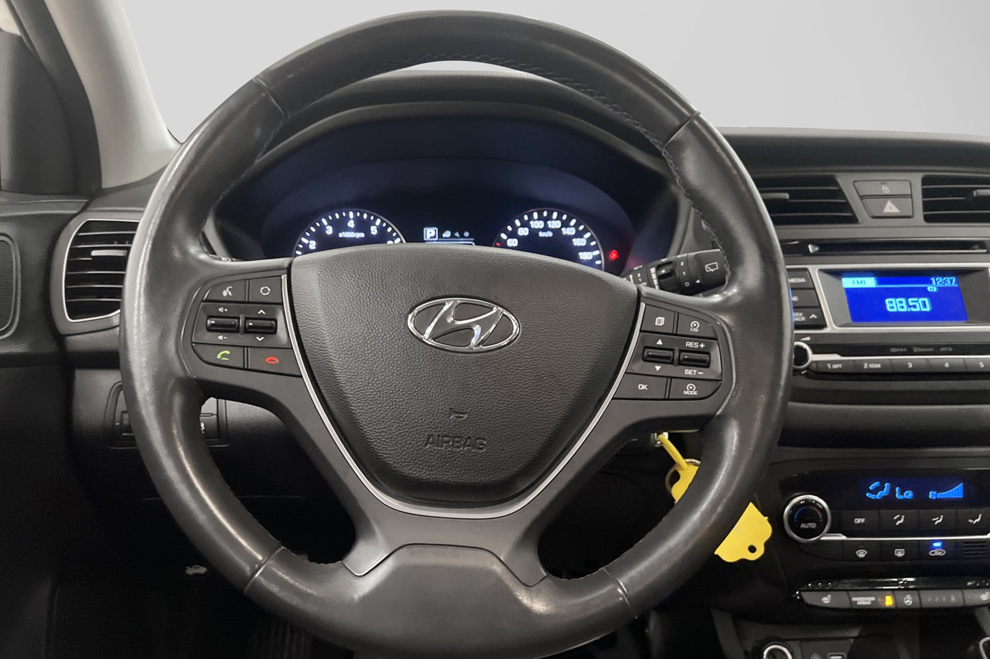 Hyundai i20 1.4 101hk Sensorer Rattvärme Välservad 0,67l/mil