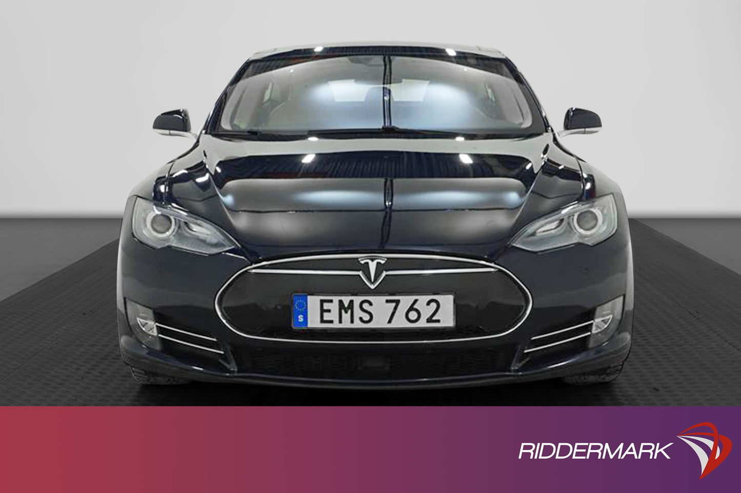 Tesla Model S 85 378hk Svensksåld Panorama Backkamera