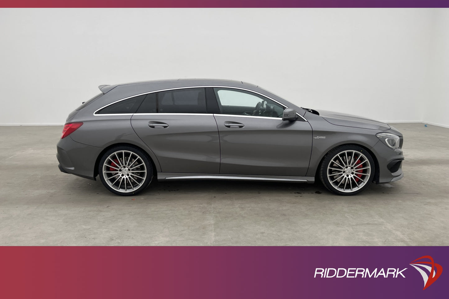 Mercedes-Benz CLA 45 AMG 360hk Skalstolar Panorama H/K Navi