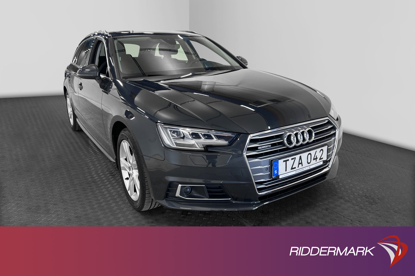 Audi A4 Avant 2.0 TDI quattro Proline Cockpit Pano B-Kamera