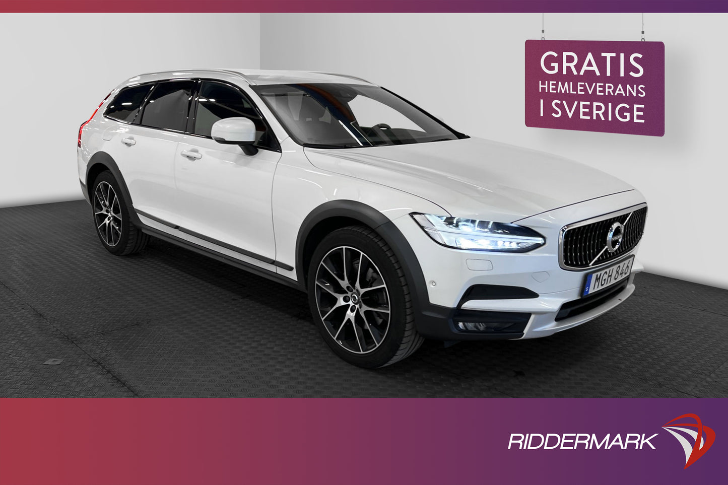 Volvo V90 Cross Country D4 AWD 190hk Plus VOC B-kam Drag HUD