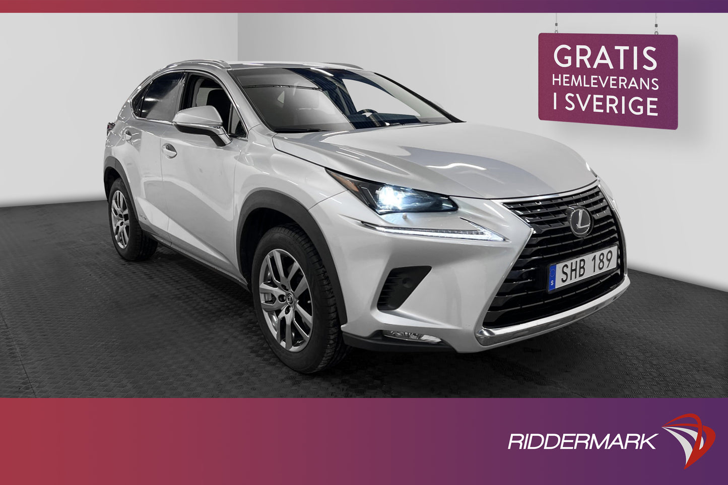 Lexus NX 300h AWD 197hk Business Kamera Skinn Navi Drag MOMS