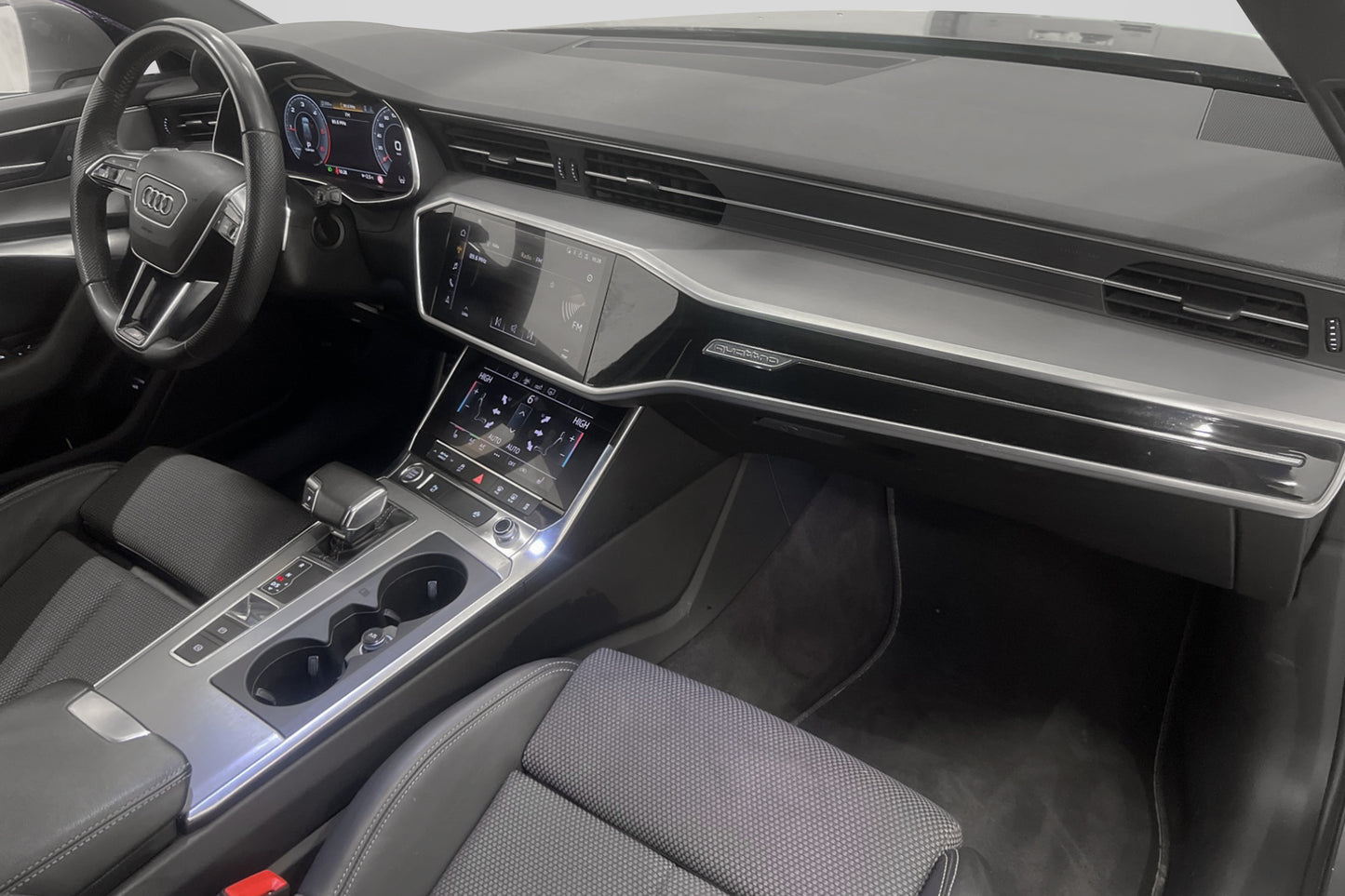 Audi A6 40 TDI Q 204hk S-Line Värmare Cockpit 360° Matrix