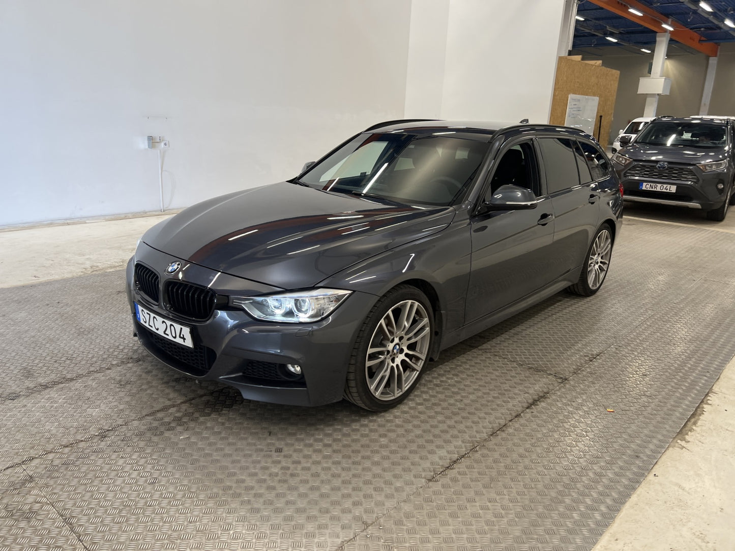 BMW 320 d 184hk M Sport Motorvärmare Drag Rattvärme 0.41/mil