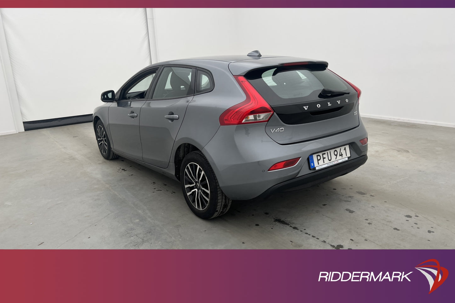 Volvo V40 D2 120hk Momentum VOC Värmare Sensorer Välservad