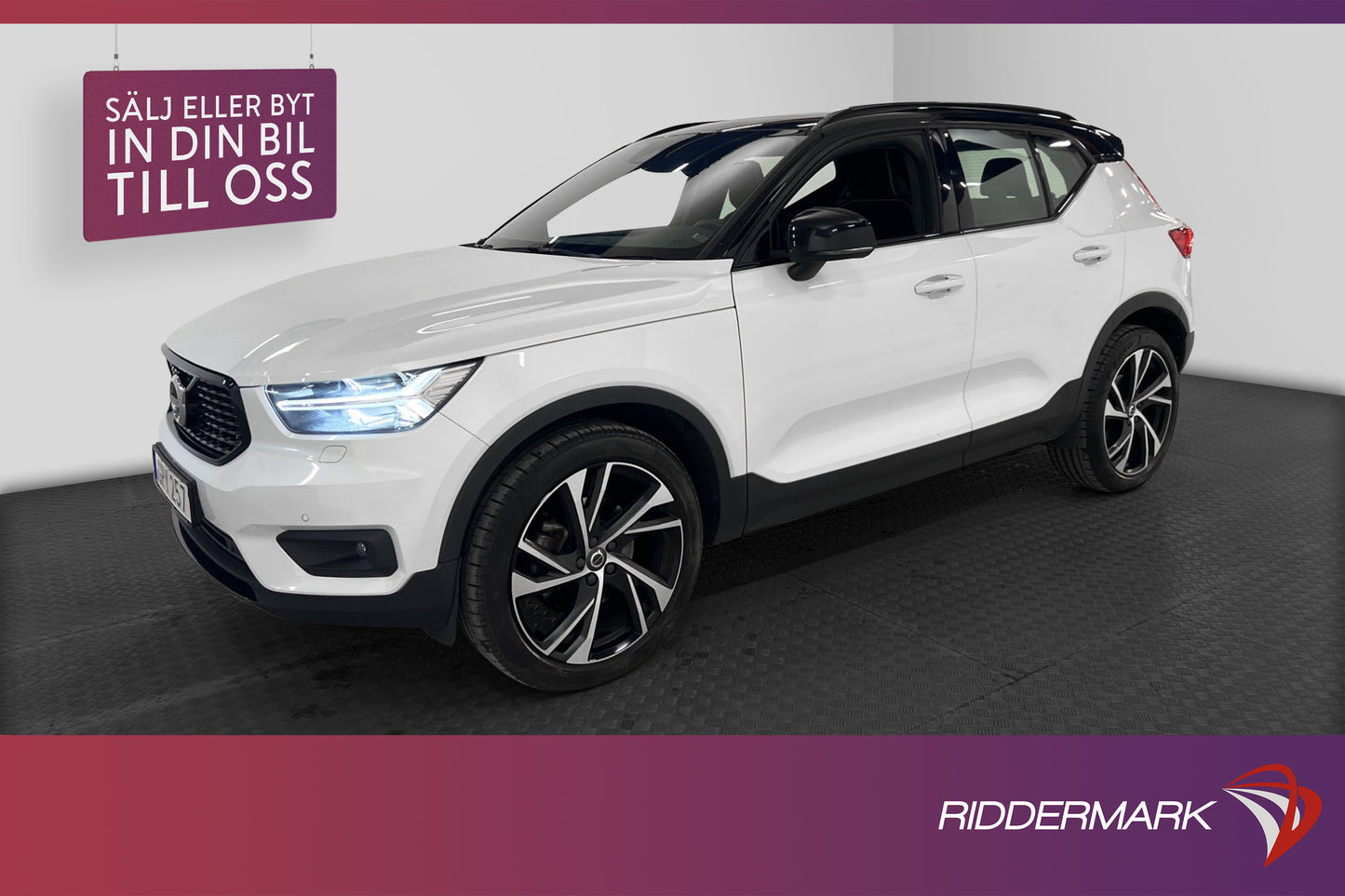 Volvo XC40 D4 AWD 190hk R-Design VOC Pano Kamera BLIS Drag