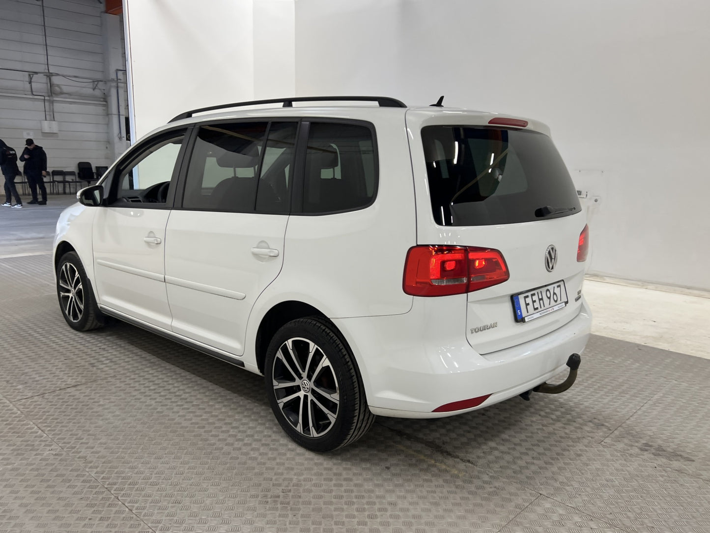 Volkswagen Touran 1.4 TSI EcoFuel 150hk B-kamera Dragkrok