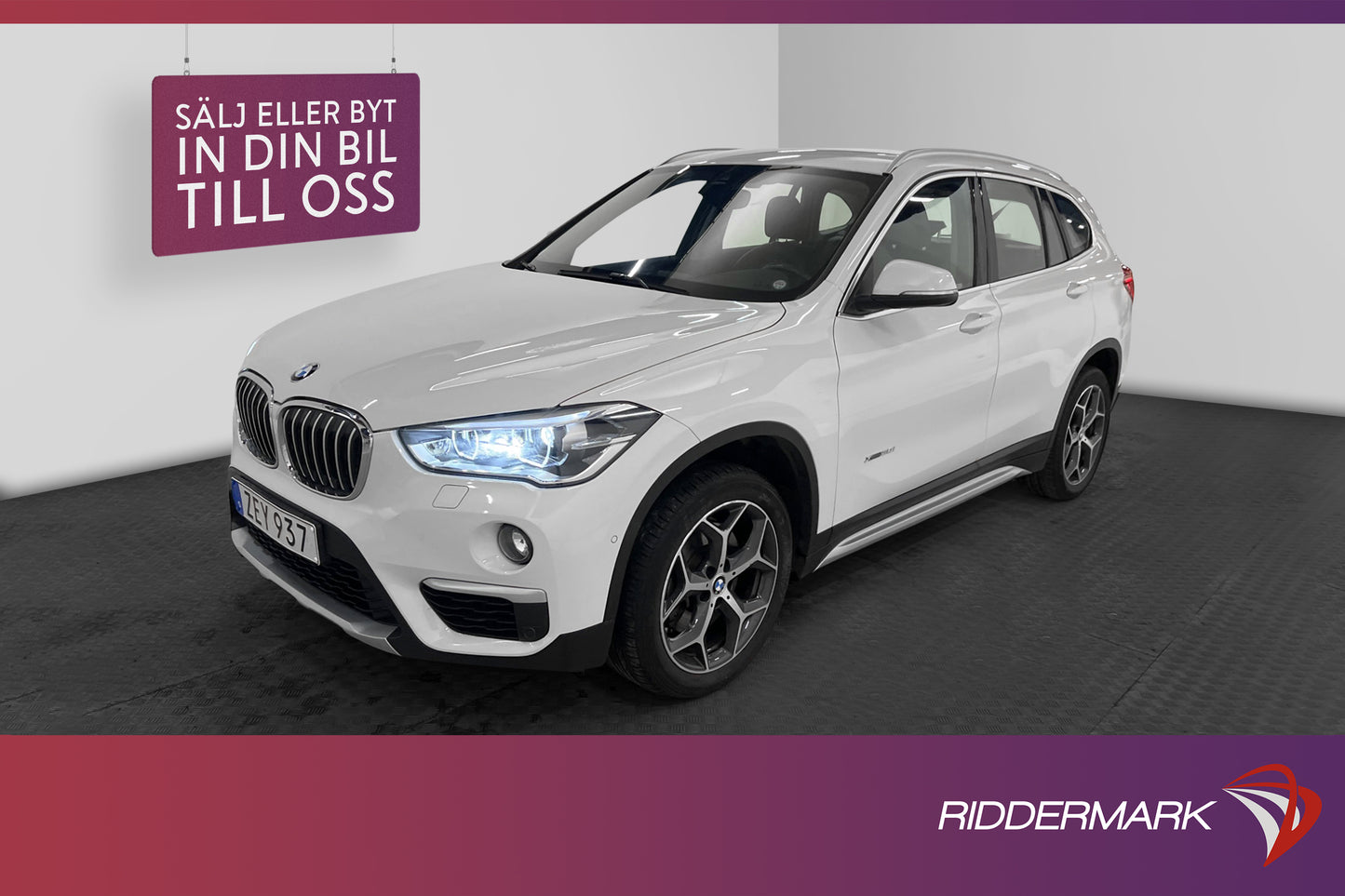 BMW X1 xDrive20i 192hk X-Line HiFi Kamera Halvskinn Dragkrok