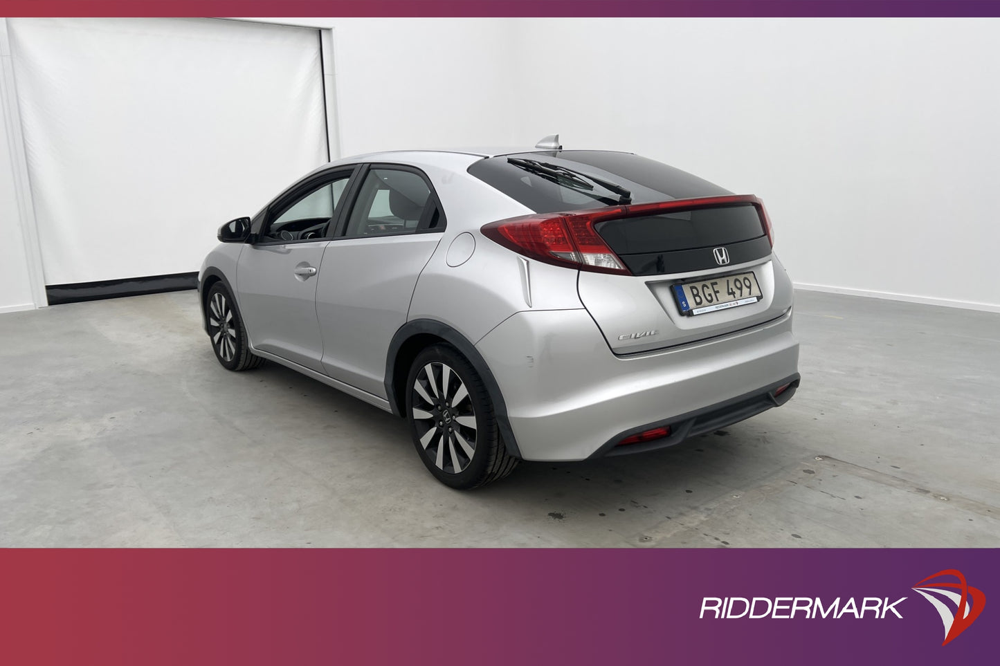 Honda Civic 1.8 i-VTEC 142hk Sport Backkamera 1-Brukare