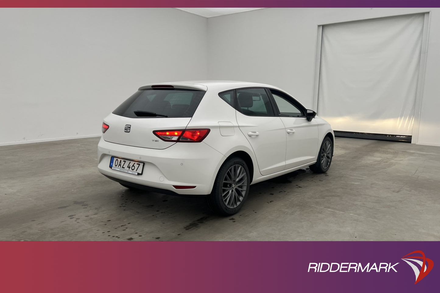 SEAT Leon TSI 110hk I-TECH Sensorer HalvSkinn Lane-Assist