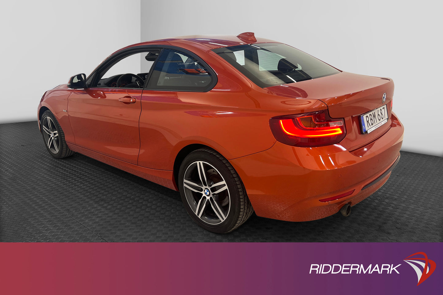 BMW 218i Coupé 136hk Sport line PDC Sportstolar Nyservad