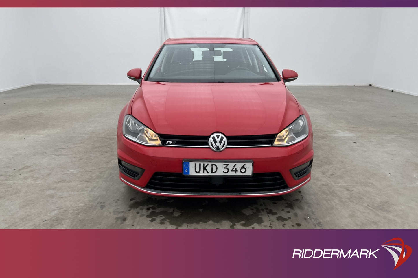 Volkswagen Golf 1.2 TSI 110hk R-Line Värm CarPlay Rattvärme