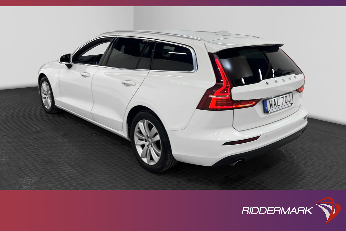 Volvo V60 D4 Momentum Advanced Edition VOC 190hk